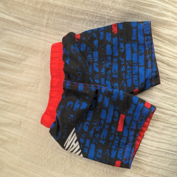 Spiderman Swim Trunks - Picture 4 of 4